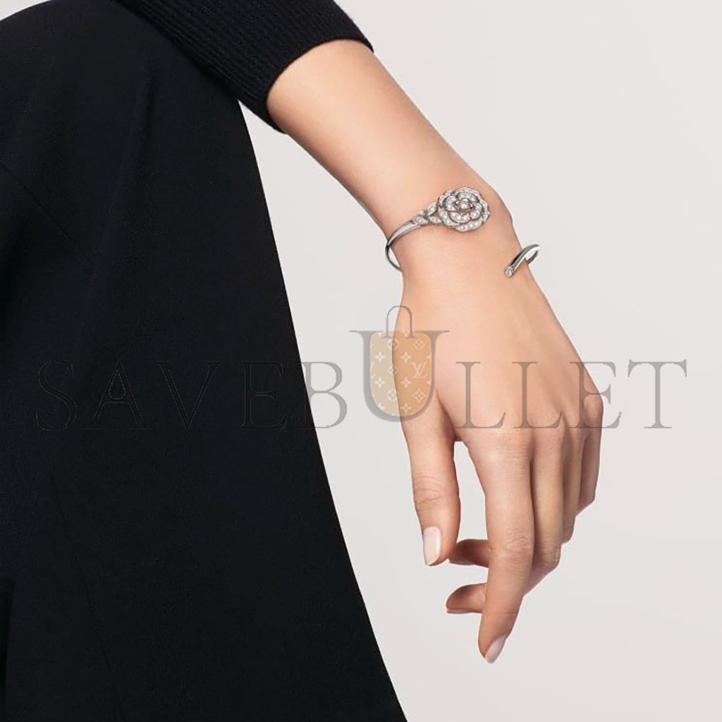 CHANEL BOUTON DE CAMÉLIA BRACELET J11178